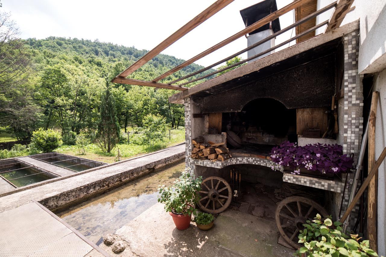 Eko House Dobrenica Villa Bihać Exteriör bild